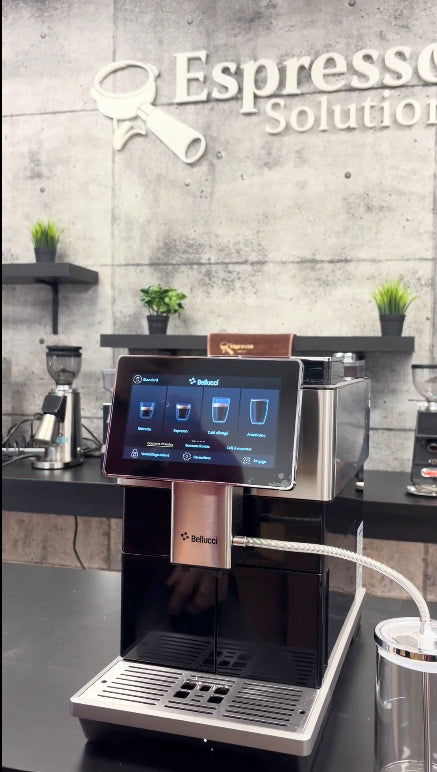 Les machines automatiques Bellucci en vitrine