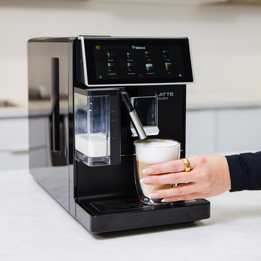 Bellucci Latte Touch, machine à espresso automatique noire – vue 4
